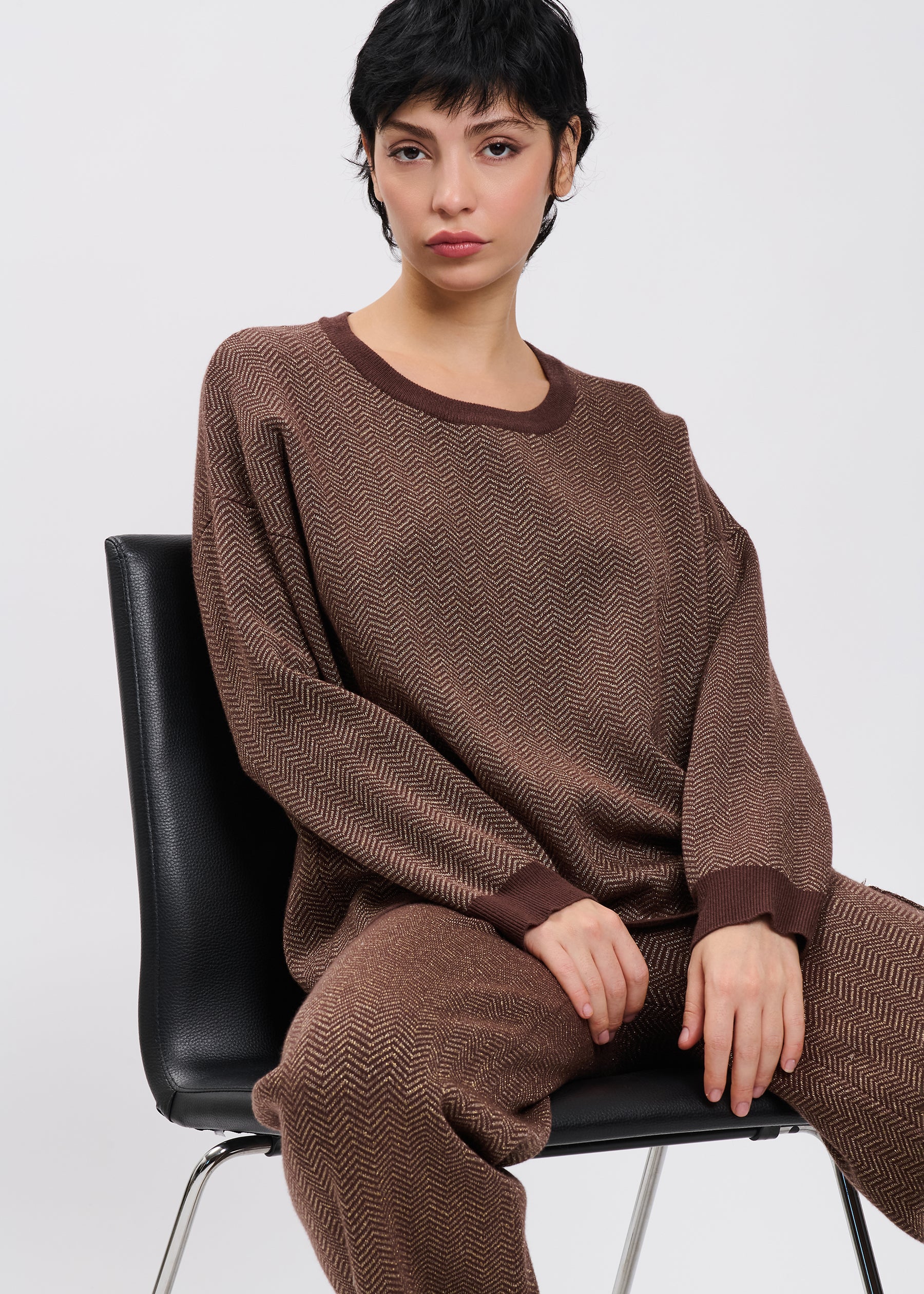 04J7905BROWN_1.jpg