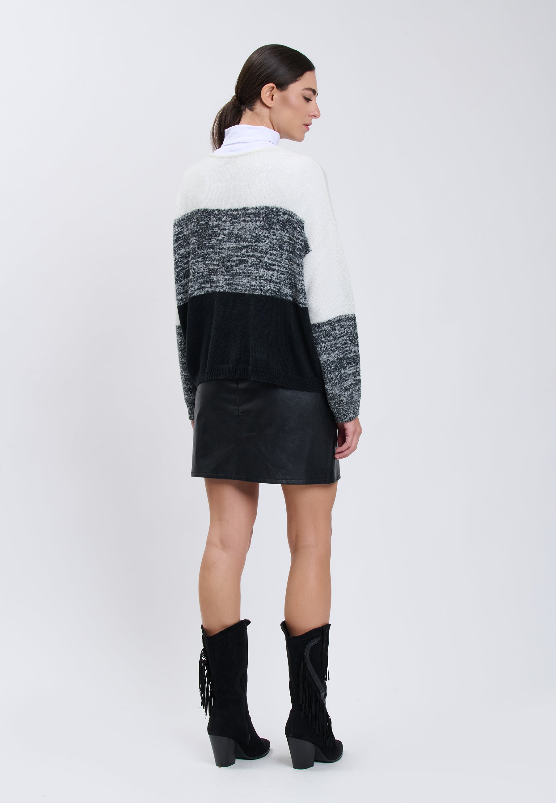 PULL Black/Ivory 04Q10333