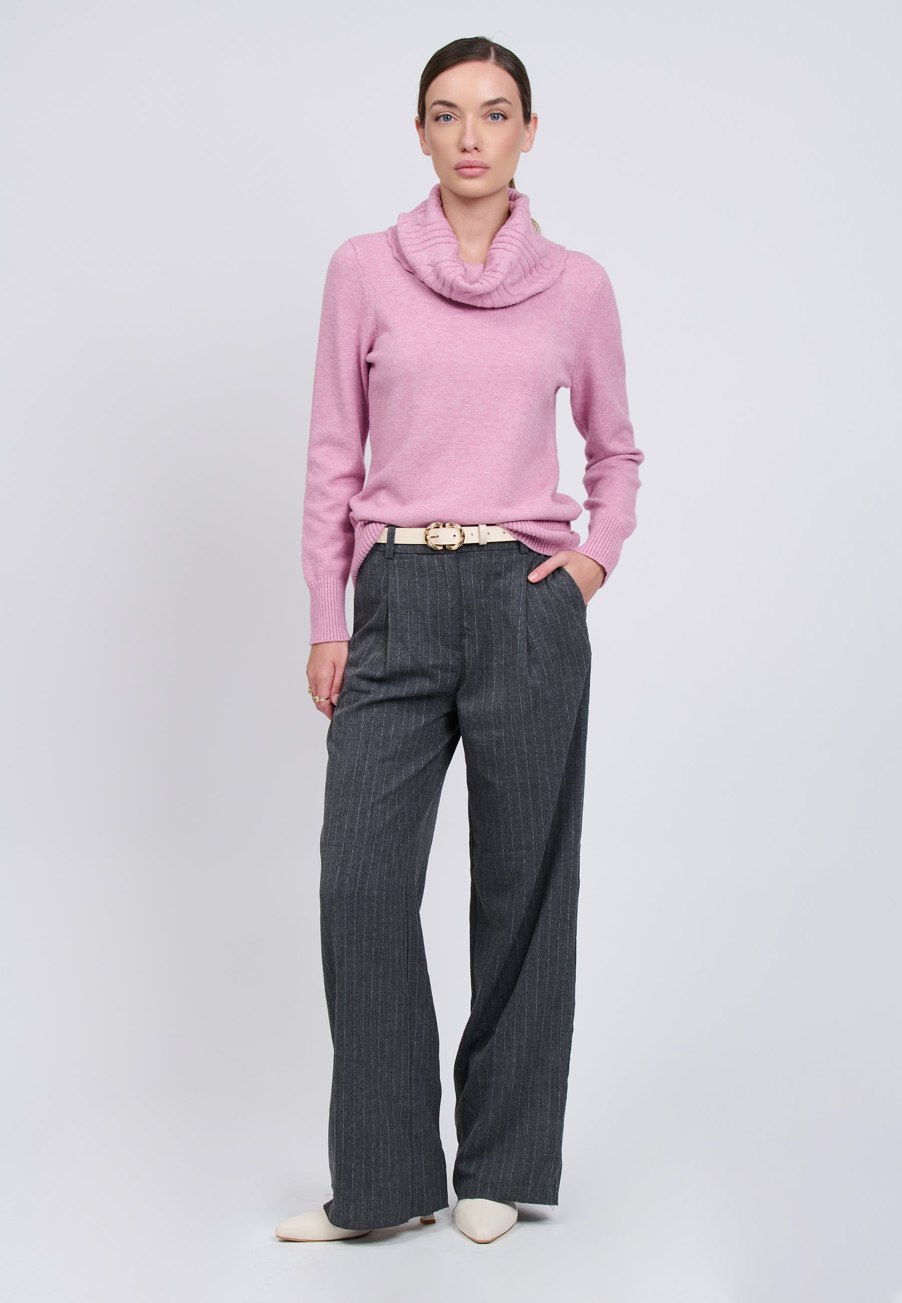 PULL 04Q3986