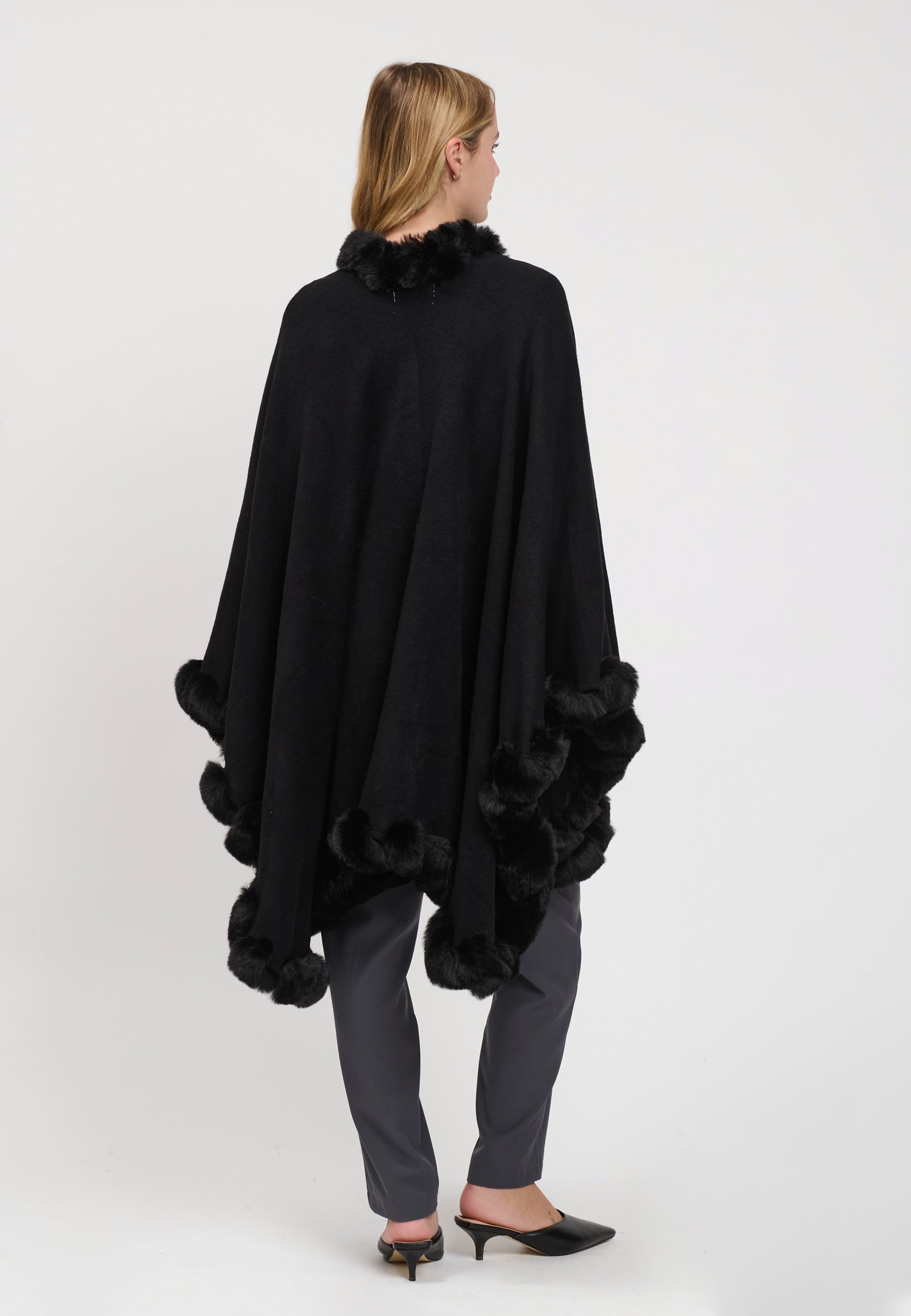 CAPE Black 04SH046