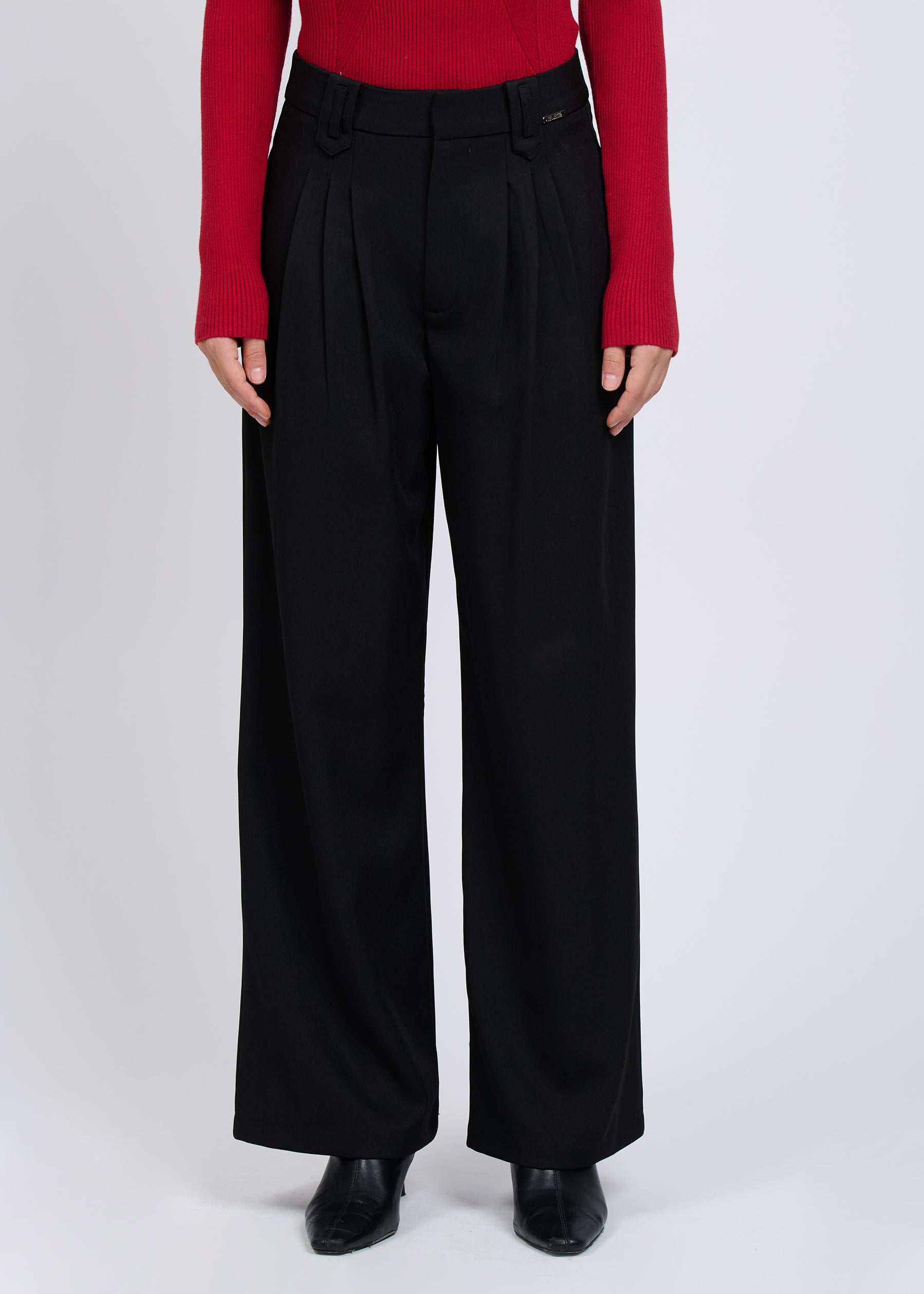 04T0050BLACK_3.jpg