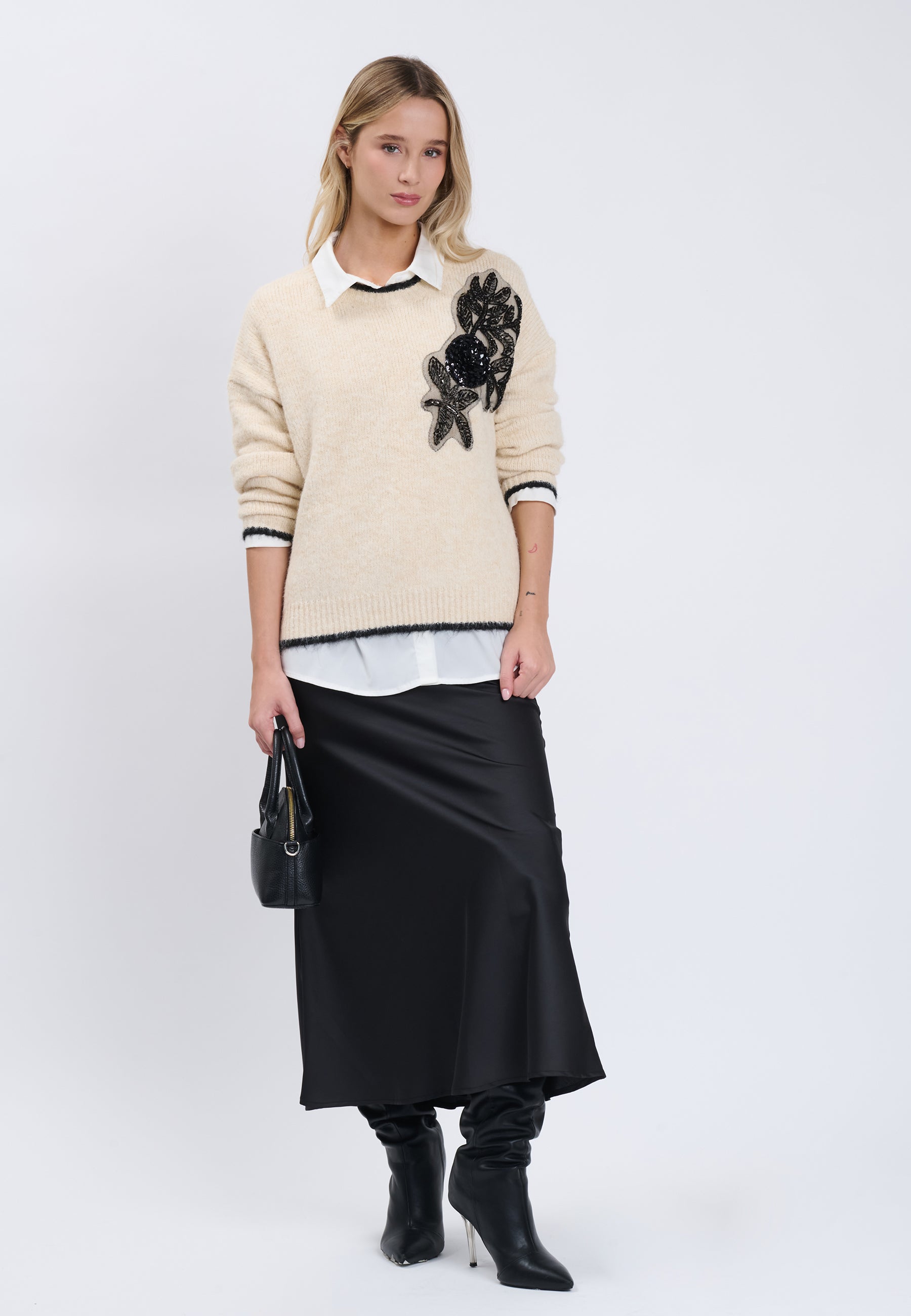 PULL Ivory/Black 04V078