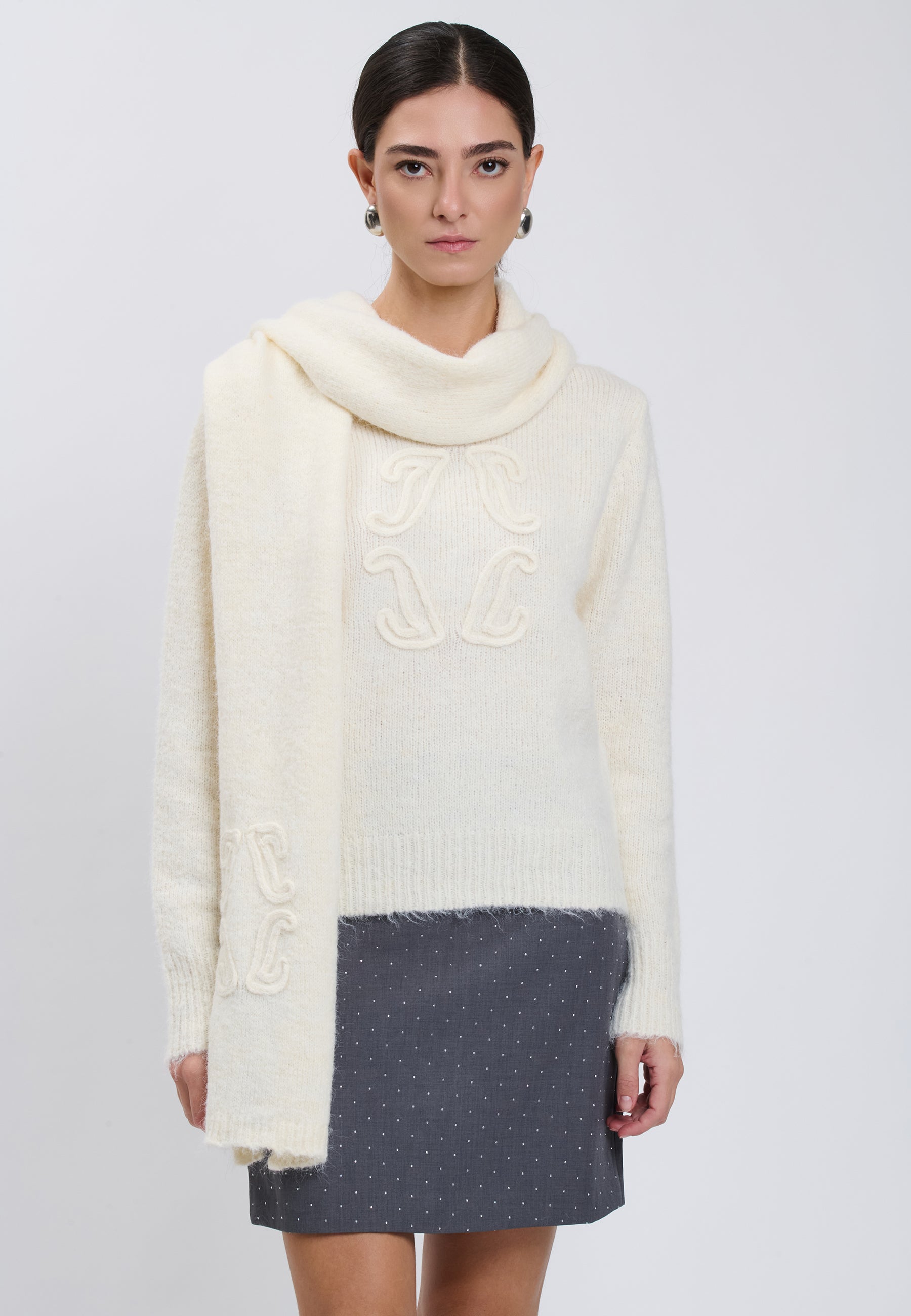 PULL + KNITTED SCARF Ivory 04V080