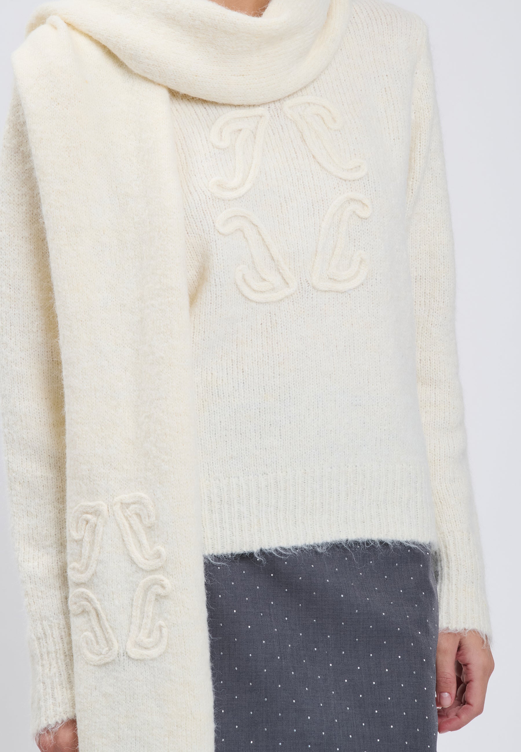 PULL + KNITTED SCARF Ivory 04V080