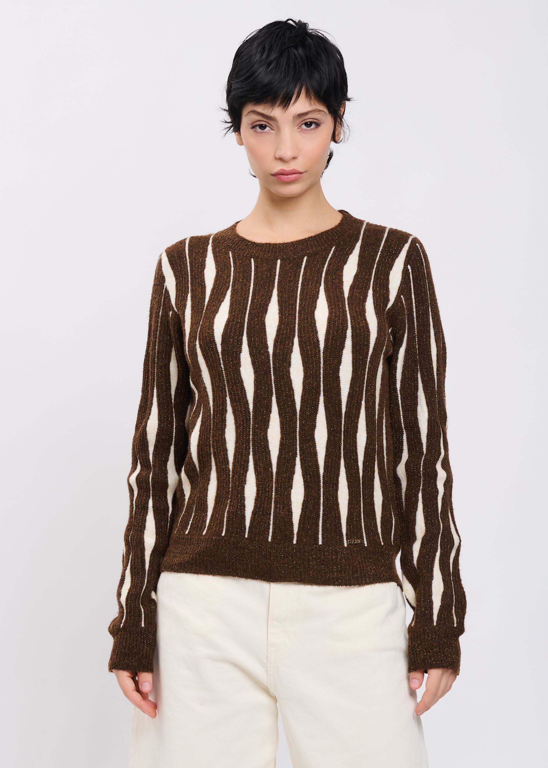 04Y148BROWN_3.jpg