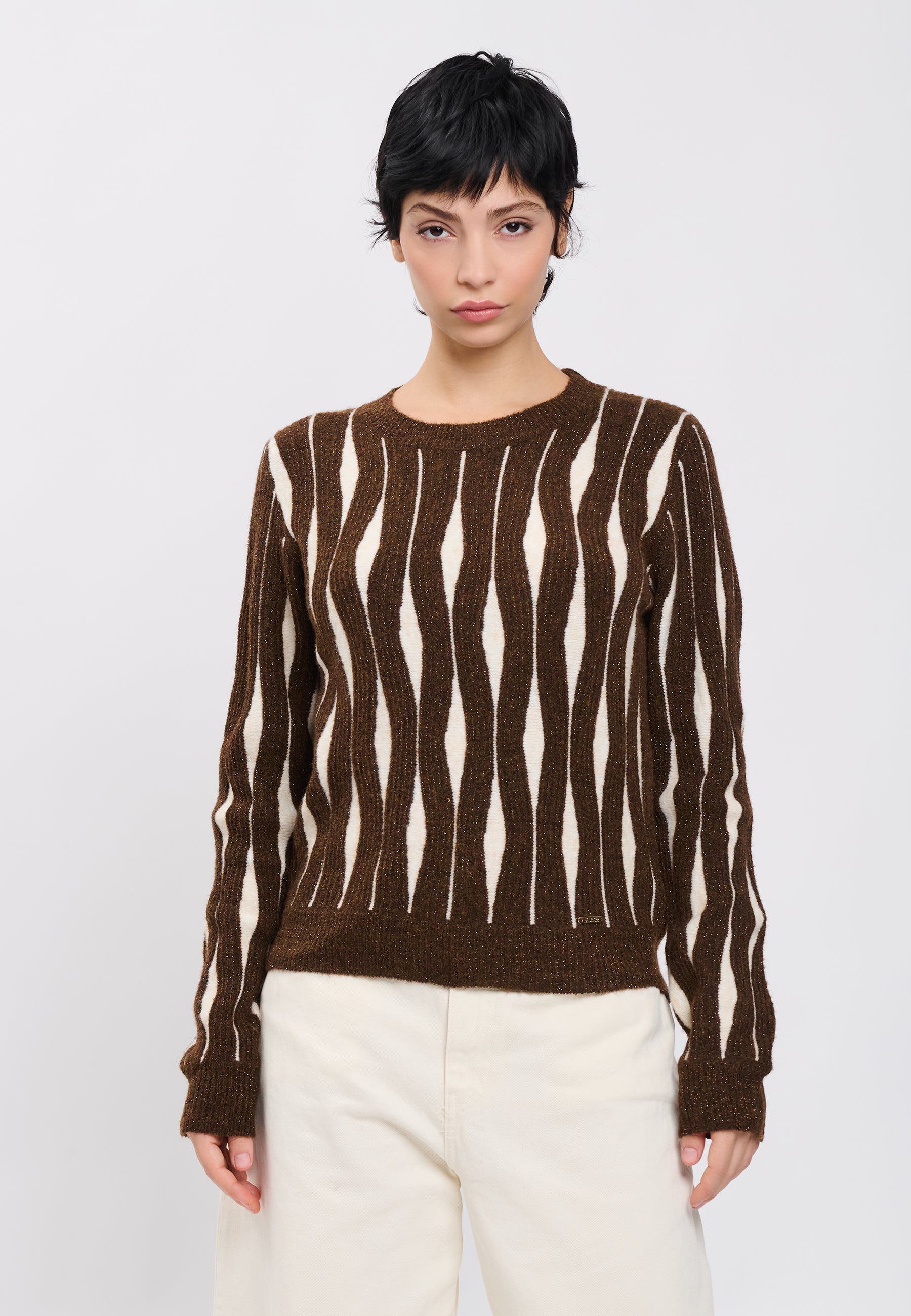 PULL Brown/Ivory 04Y148