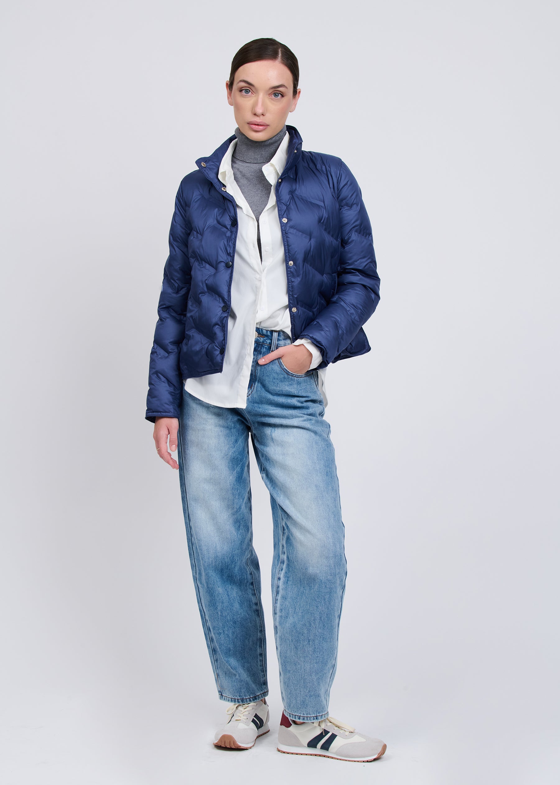04Z3861INDIGO_2.jpg