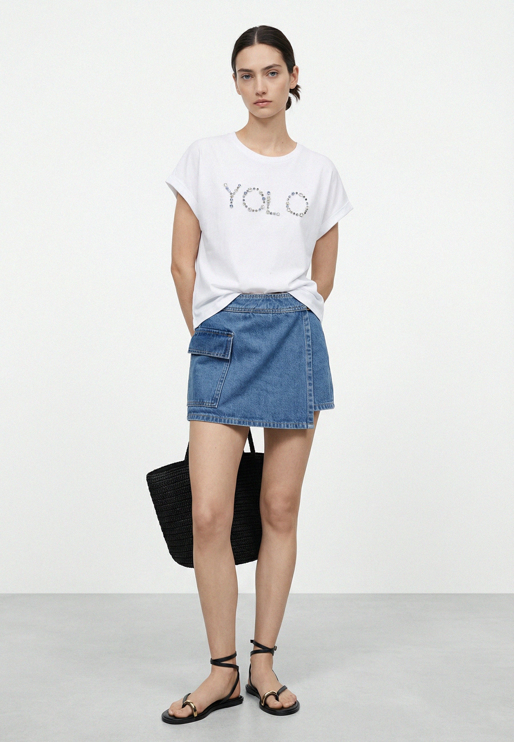 05AB237WHITE1.jpg