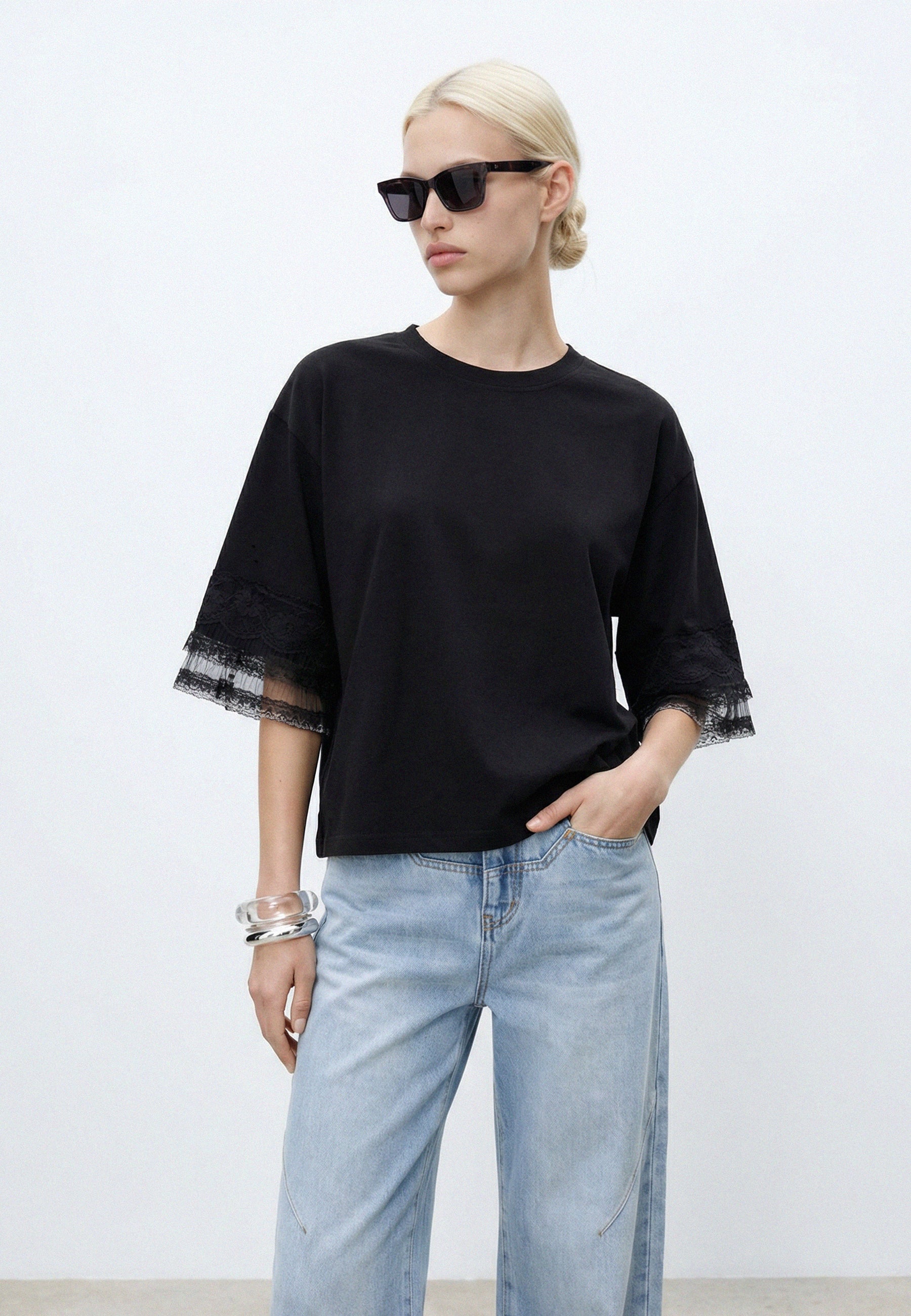05G0523BLACK2.jpg