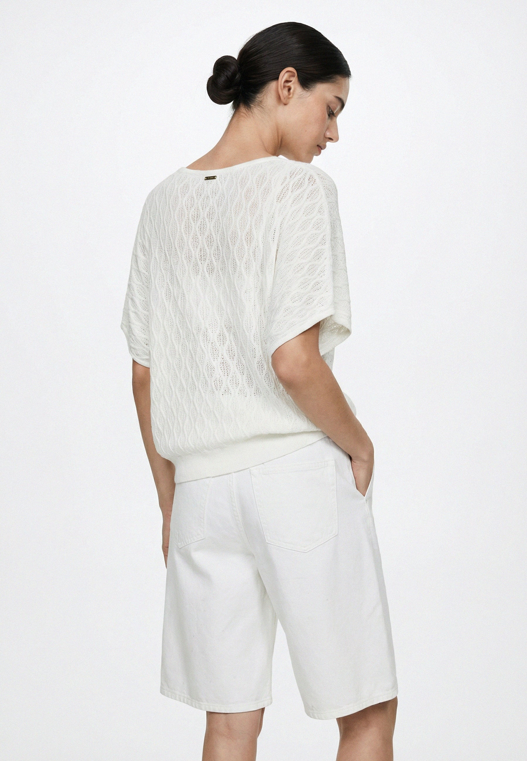 PULL White 05J7697