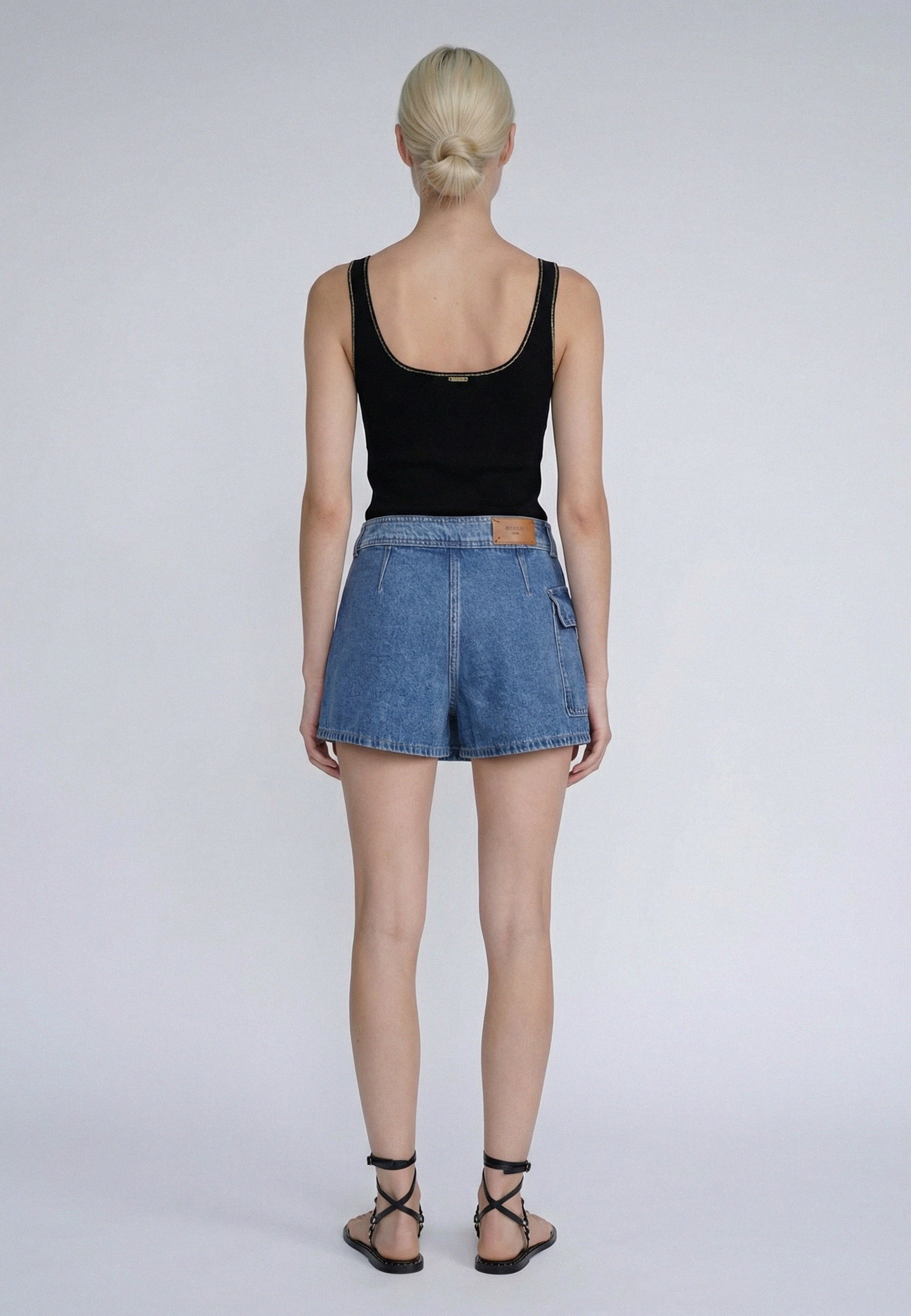 DENIM SHORTS Jeans 05P131