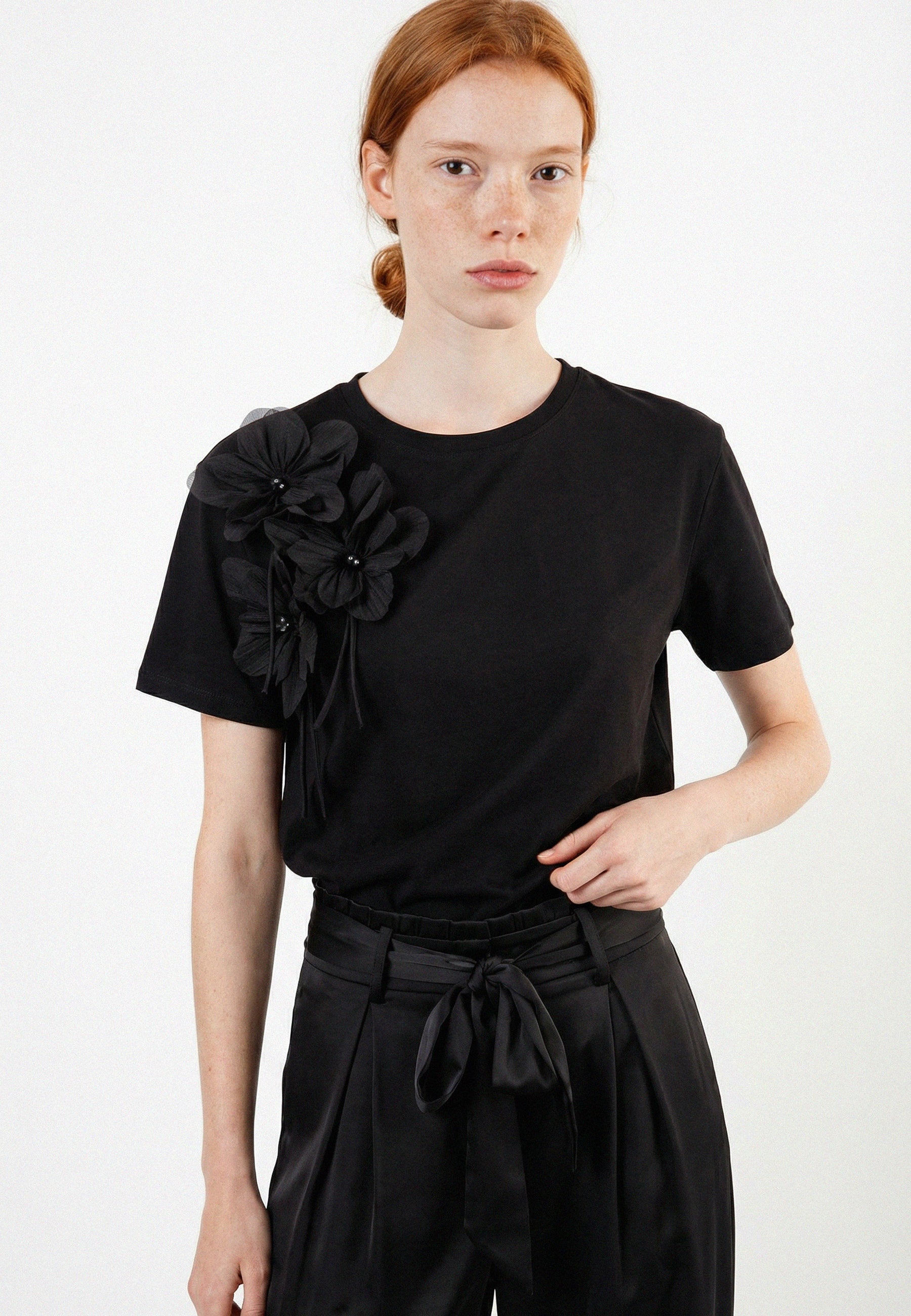 05X621BLACK2.jpg