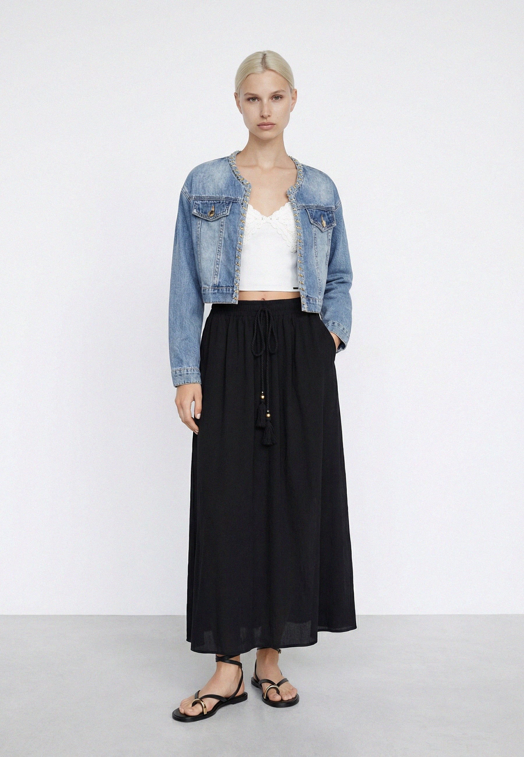 05Y169BLACK1.jpg