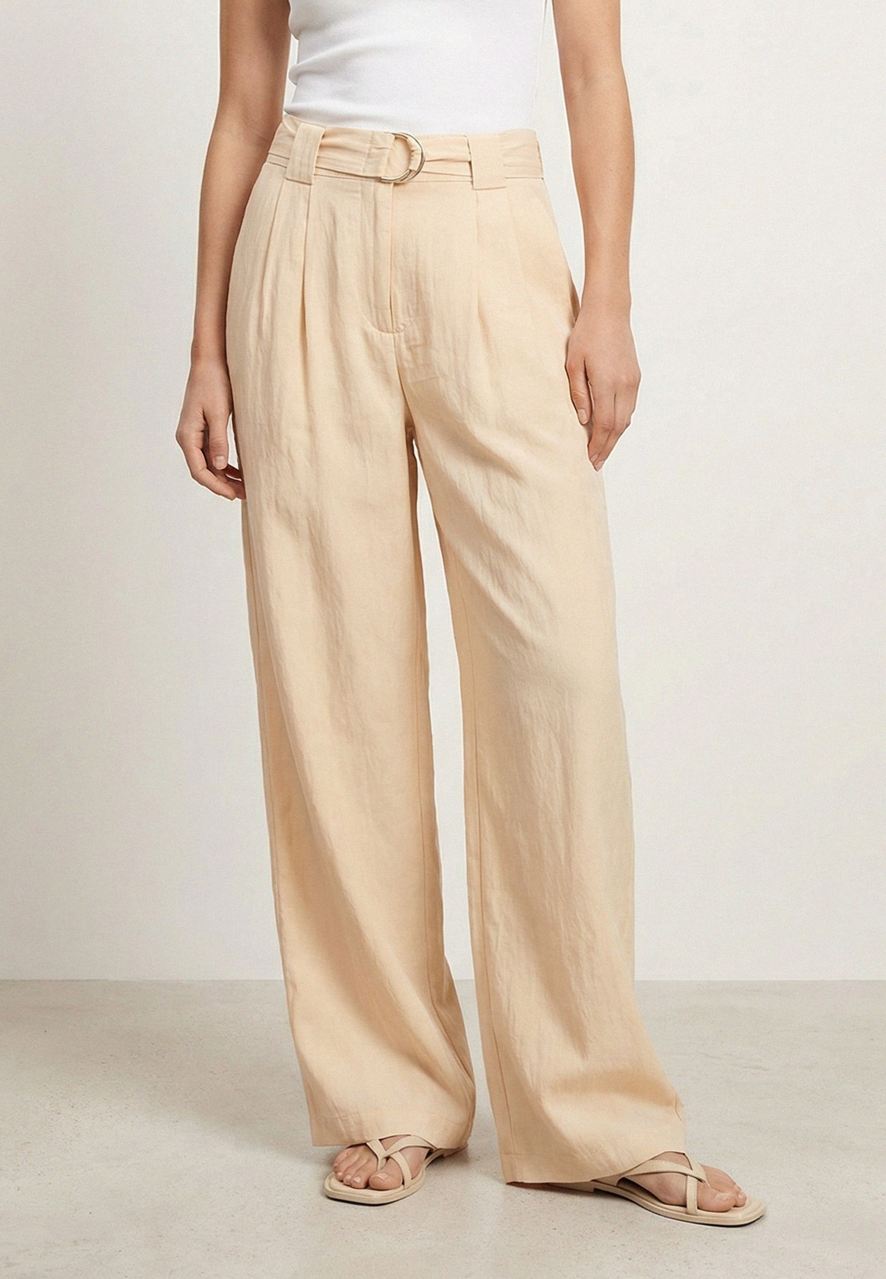 PANTS Apricot 05Y170