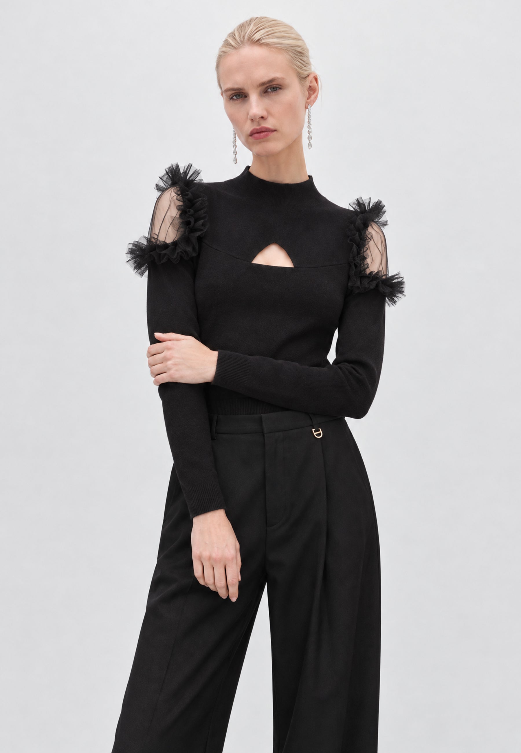 06H952173BLACK2.jpg