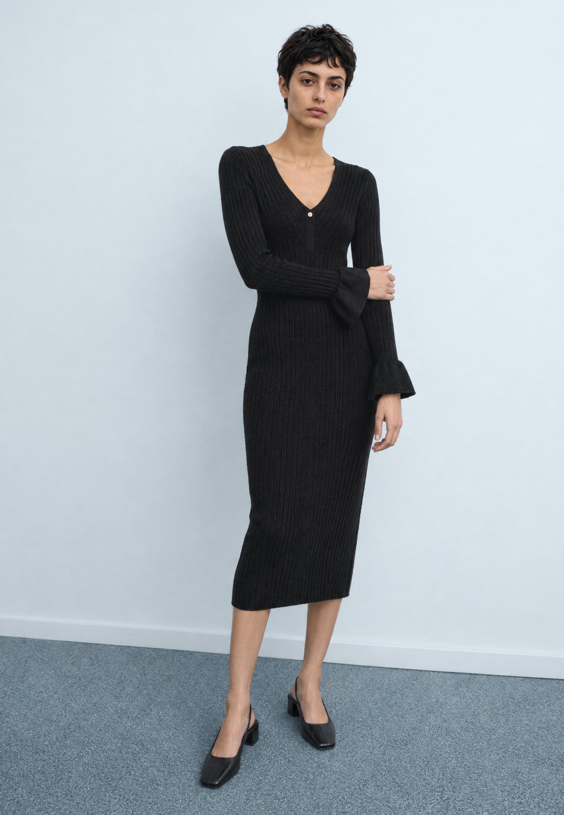 06H952380BLACK1.jpg