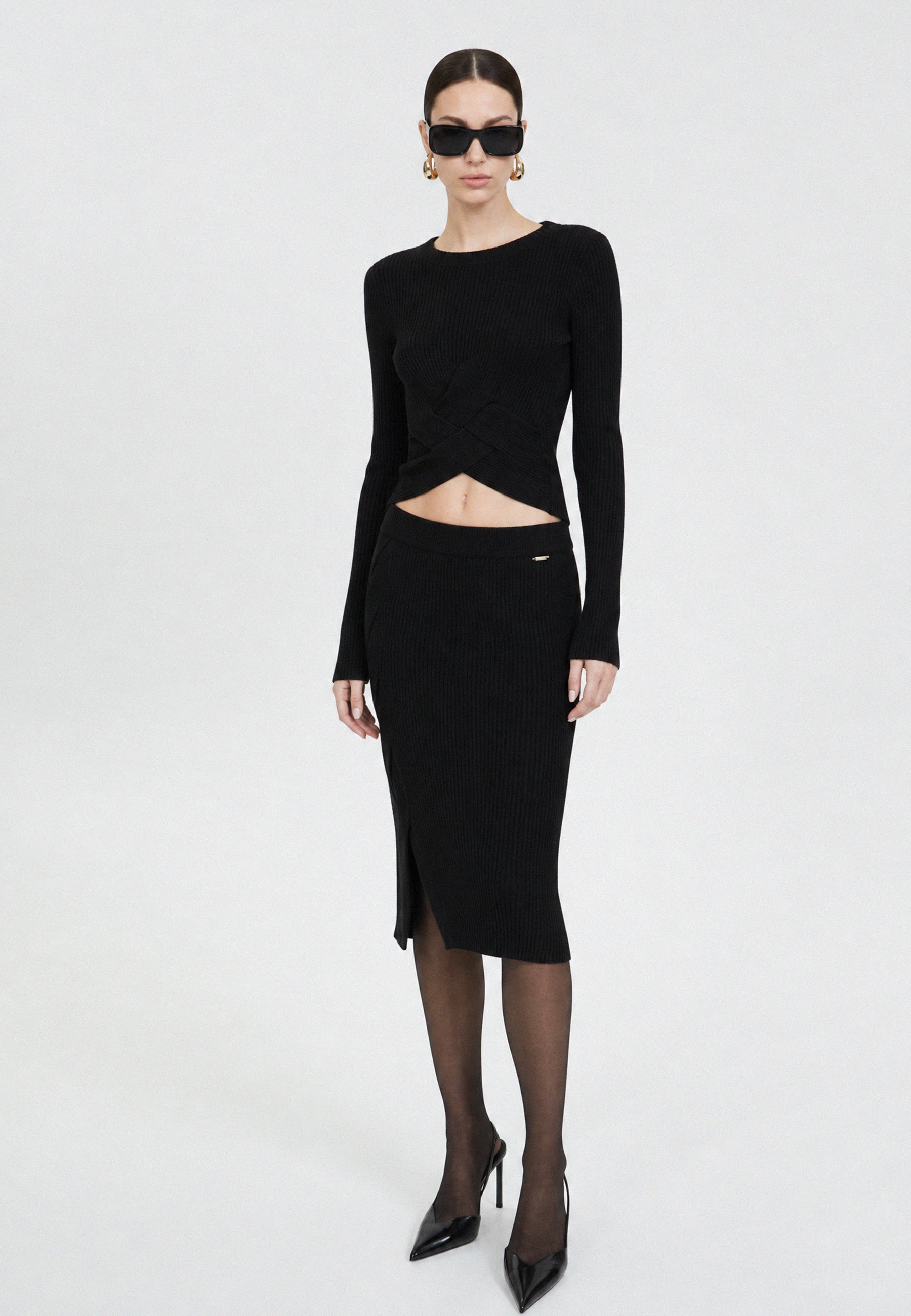 PULL Black 06H953077