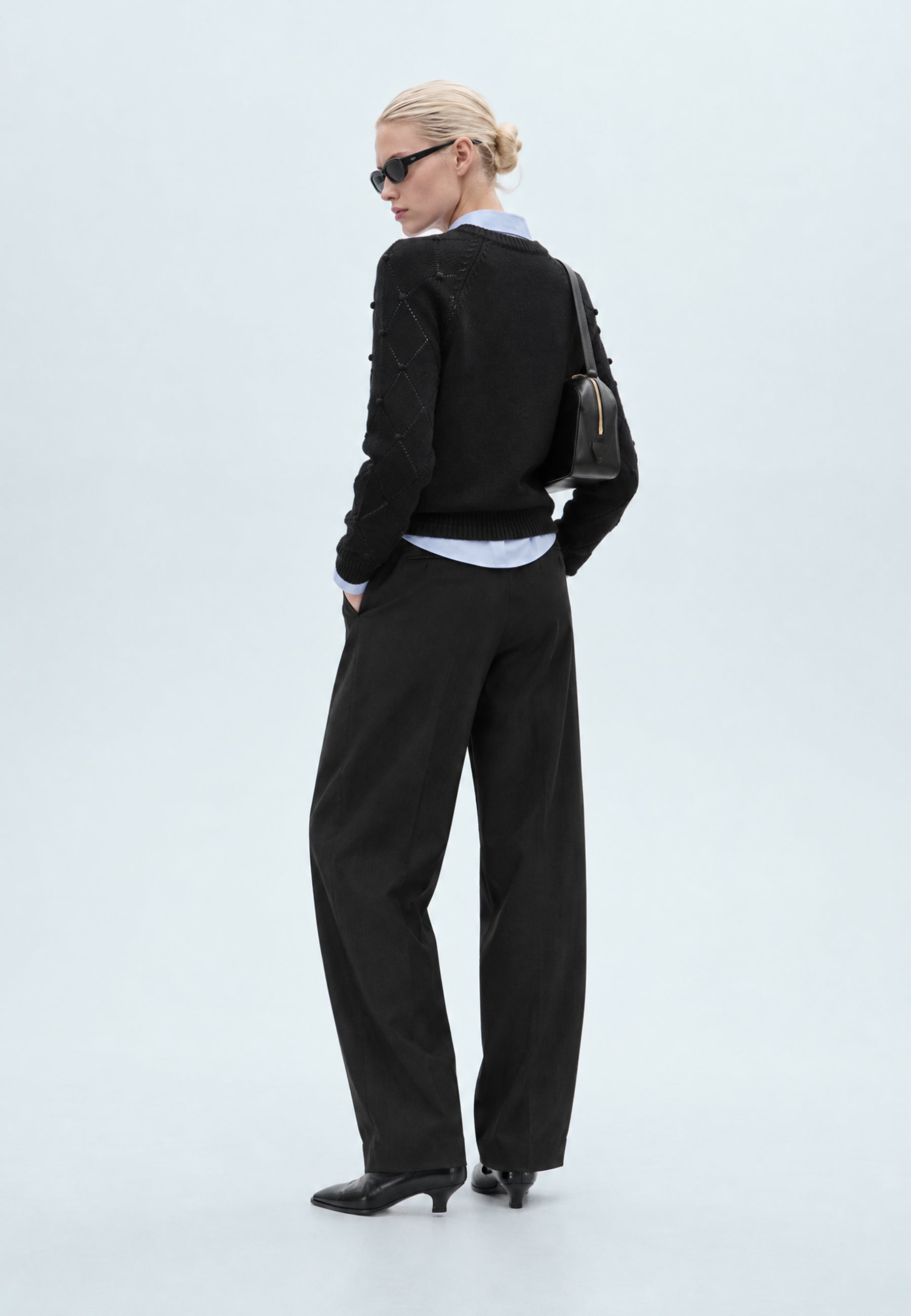 06Z3783BLACK3.jpg