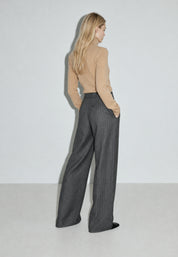 PANTS Smoke 06Z4468